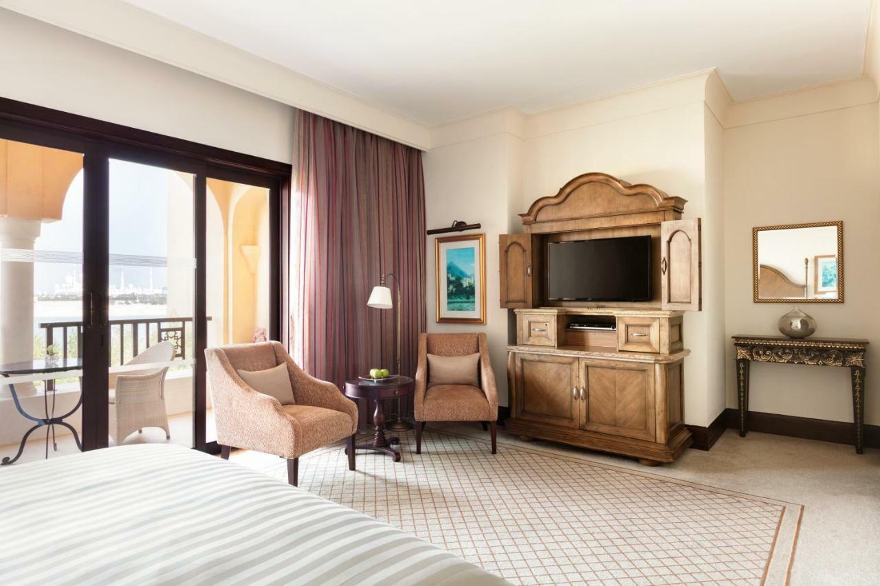 Shangri-la Qaryat Al Beri, Hotel 5*
